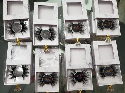 Mink Eyelashes: The Secret to Gorgeous and Natural-Looking Lashes